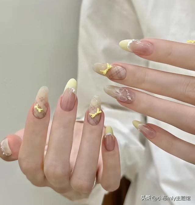 少女的酥胸-6.jpg