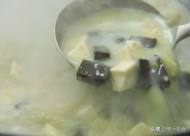 常喝这5道汤，体重挡都挡不住往下掉，想“长肉”都难-4.jpg